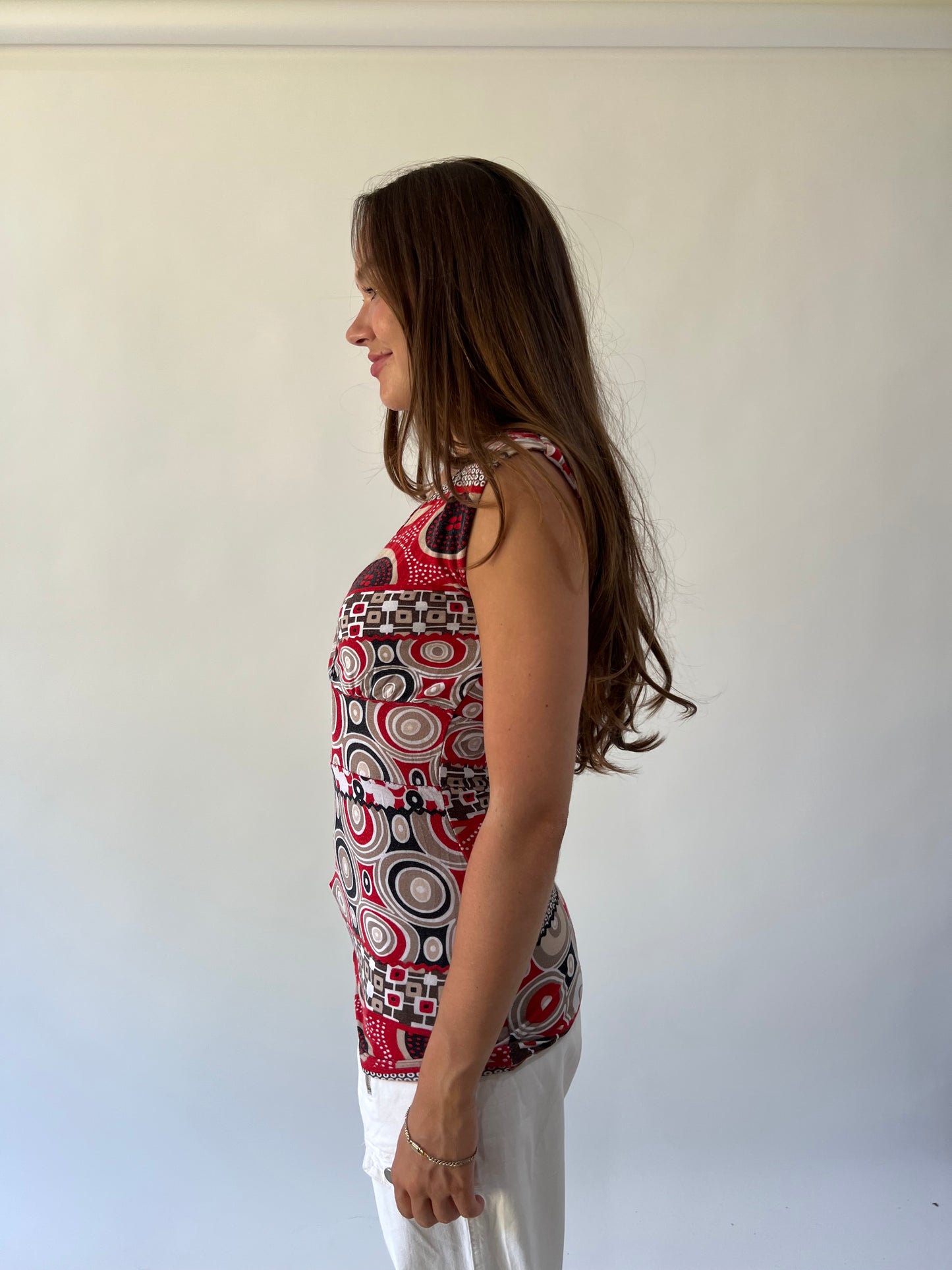 back to school drop | medium red and brown top