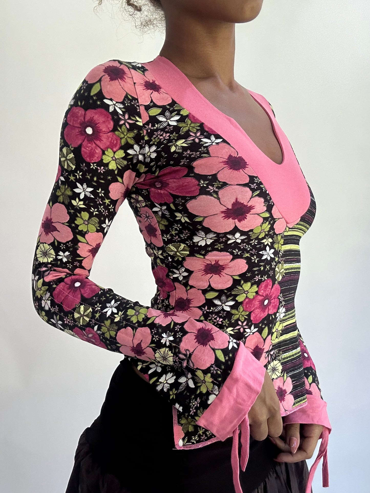 ‼️olivia rodrigo drop | extra small pink floral long sleeve top