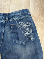 💻vintage edit eighteen | small blue denim embroidered shorts / capris