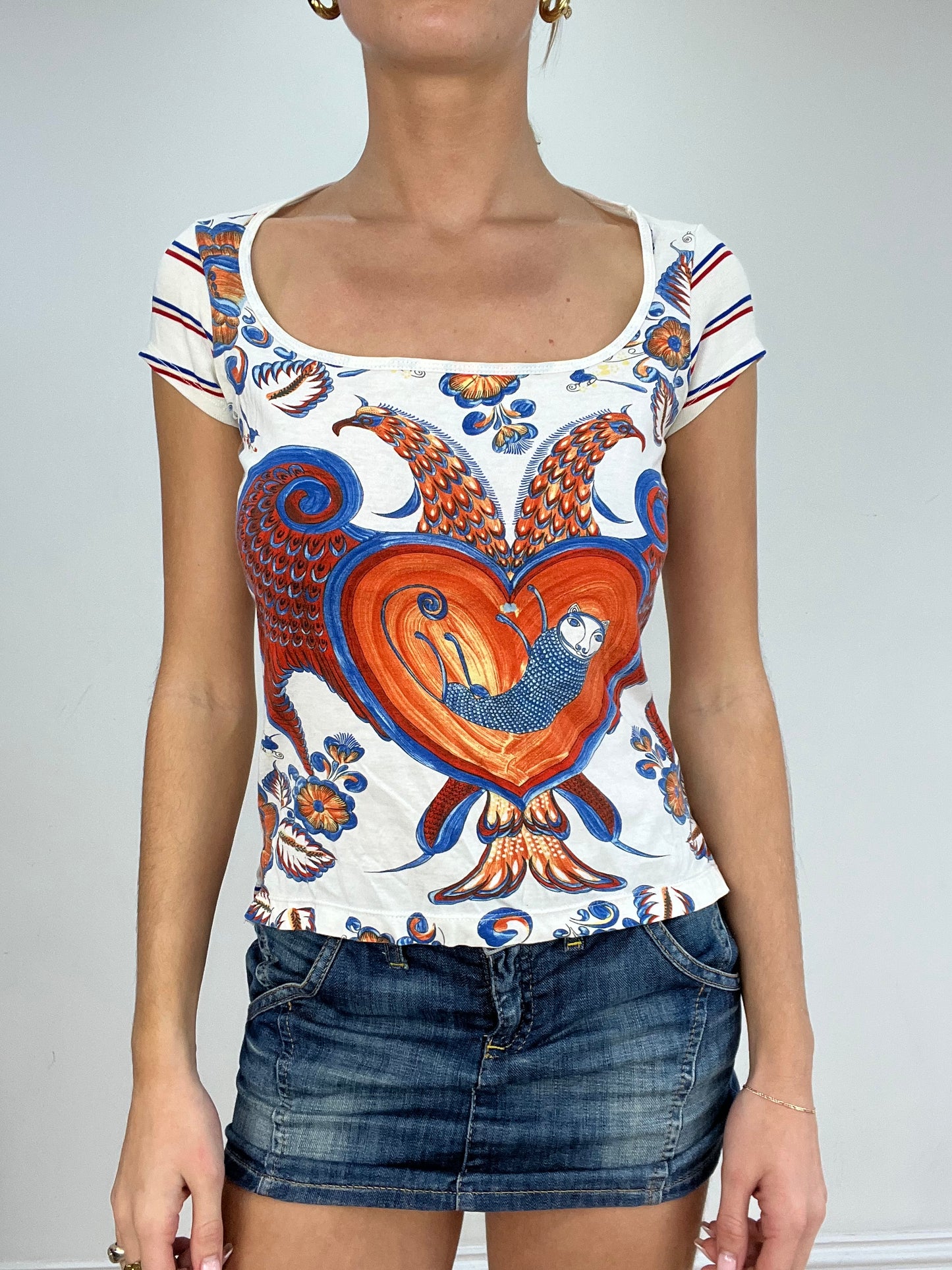 💚 vintage edit five | small white and blue custo barcelona top