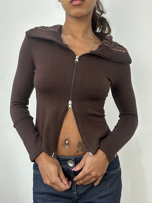 BEST PICKS | small brown knit top with dual zip detail