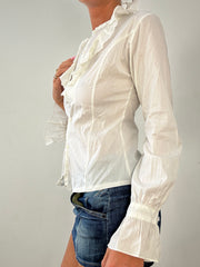 💻AUTUMN ESSENTIALS | small white ruffle long sleeved shirt
