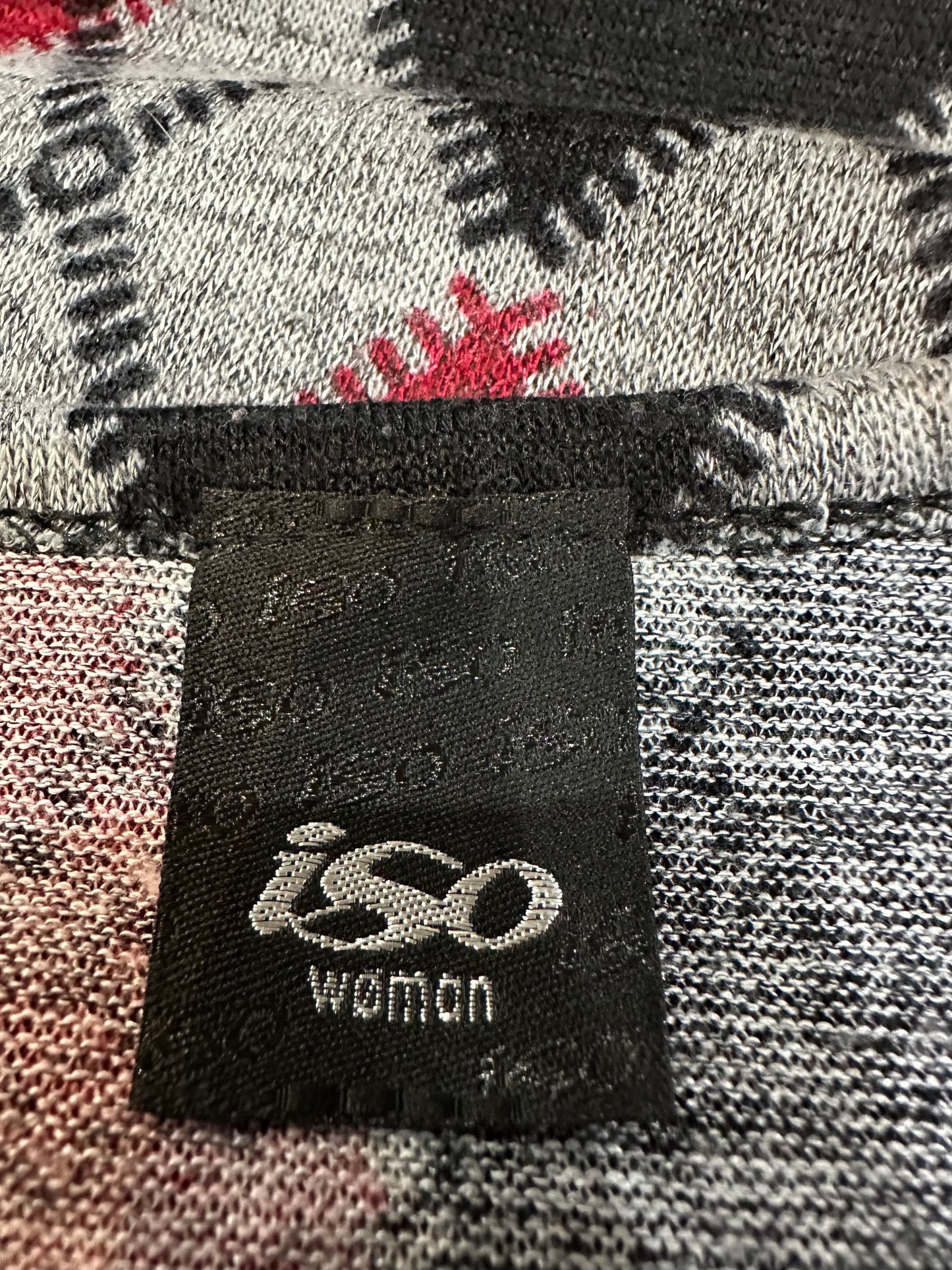 vintage edit thirty-three | small grey and burgundy jumper with abstract print