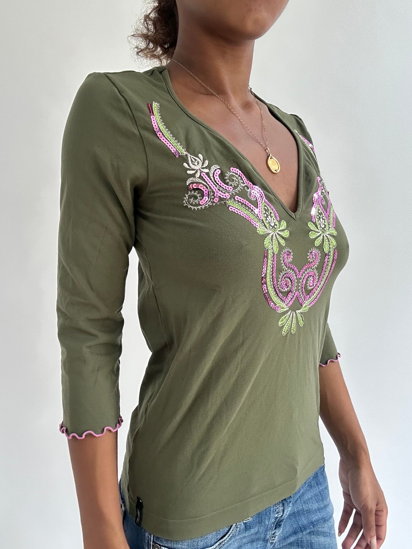 BEST PICKS | small/medium green long sleeve top