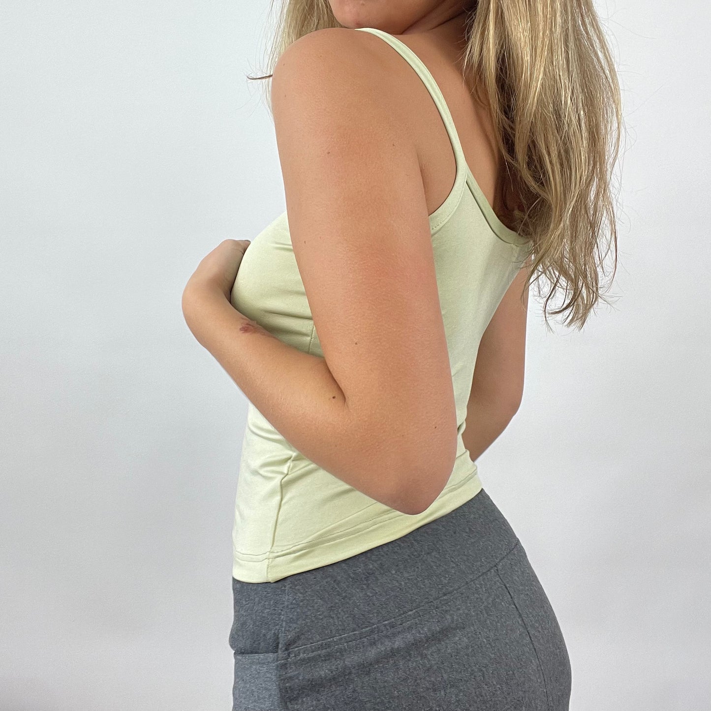 90s MINIMALISM DROP | small green cami top