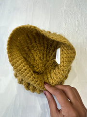 winter edit | yellow crochet knit hat