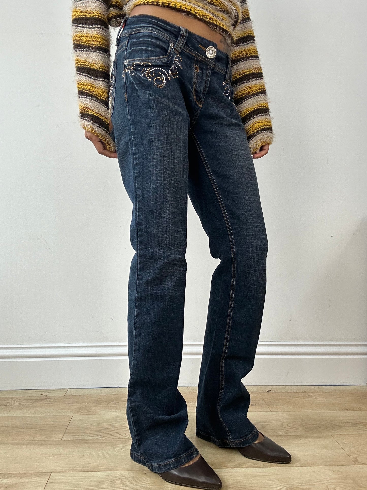 vintage edit fifteen | small dark blue denim rhinestone jeans