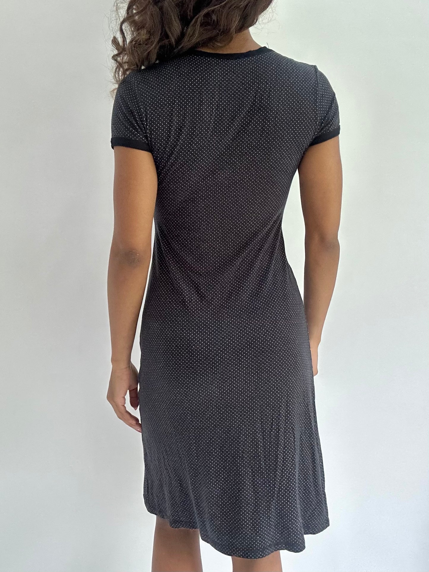 BEST PICKS | small black polka dot dress