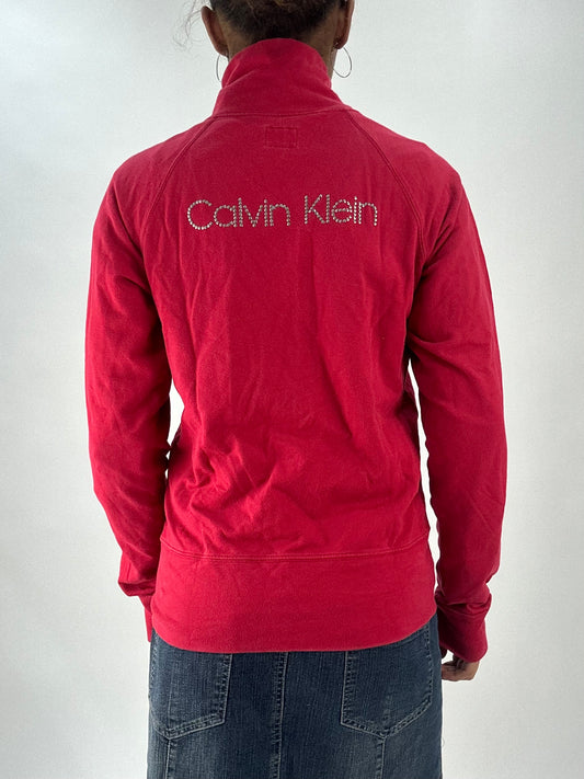 💚vintage edit thirty-five | متوسط الأحمر calvin klein زيب هودي