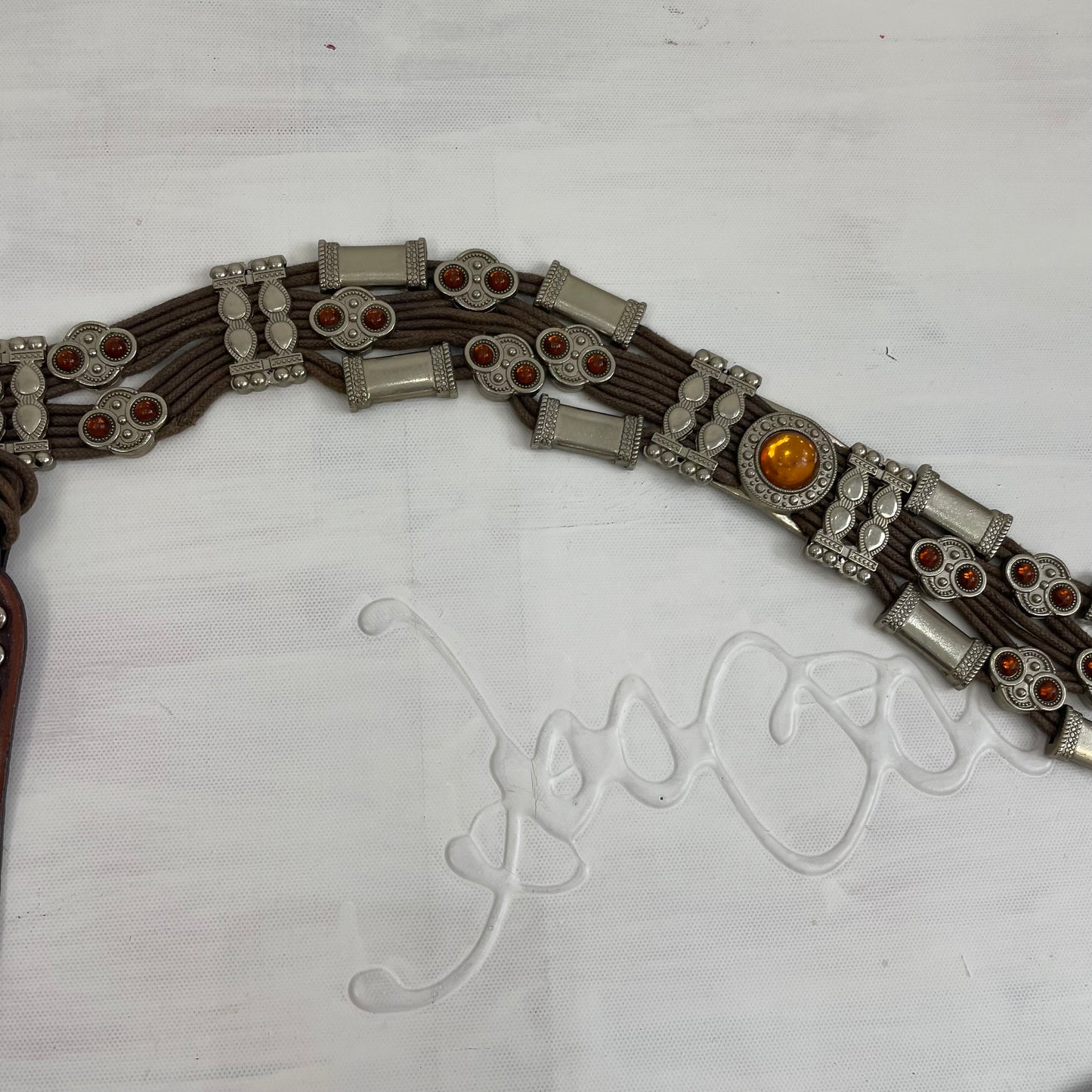 VINTAGE GEMS DROP | brown chain belt with gems