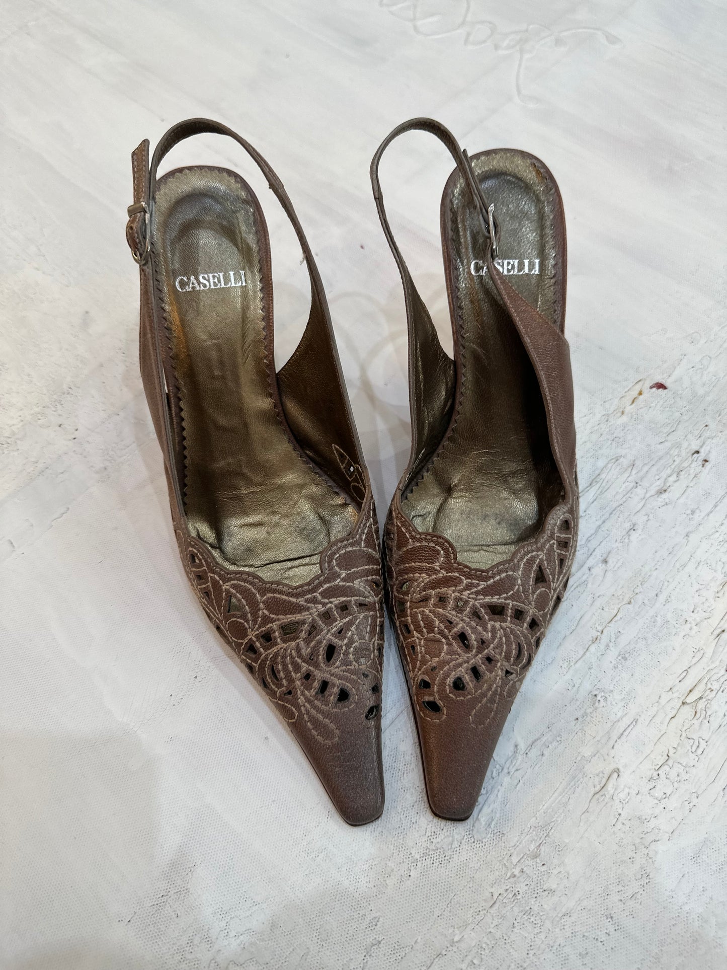 BEST PICKS | UK3 pink sling back heels