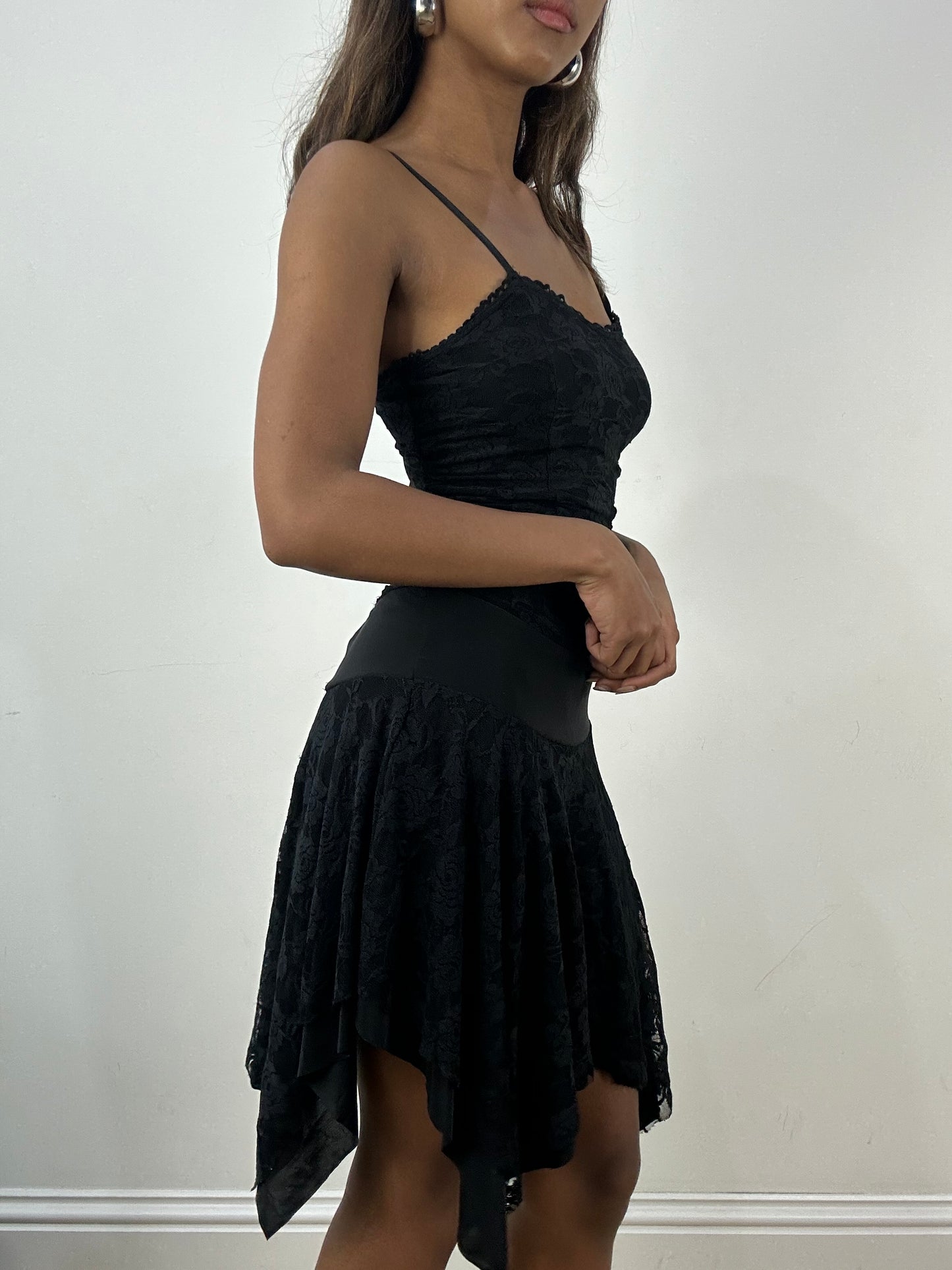 vintage edit: indie sleaze | extra small black asymmetric midi dress