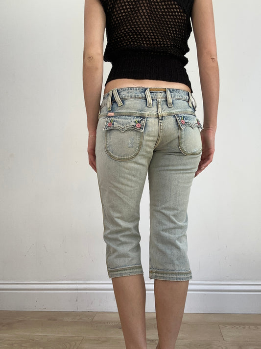 summer edit | Größe: S · Artikel: Caprihose · Details: helle Waschung