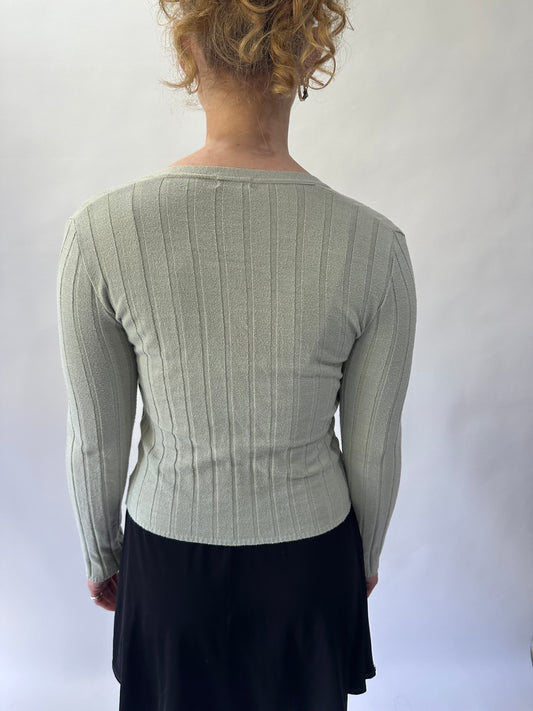 devil wears prada | small green kookai long sleeve top