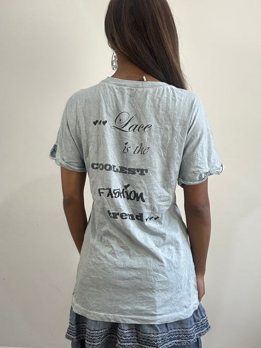2016 edit | small/medium liu jeans blue lace print t-shirt