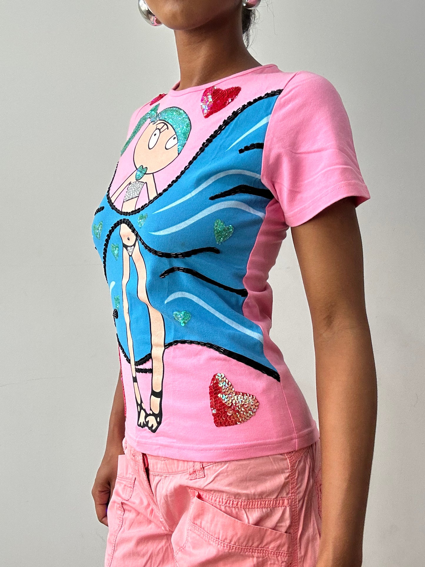 midsummer edit | medium pink graphic tshirt with sequin detailing