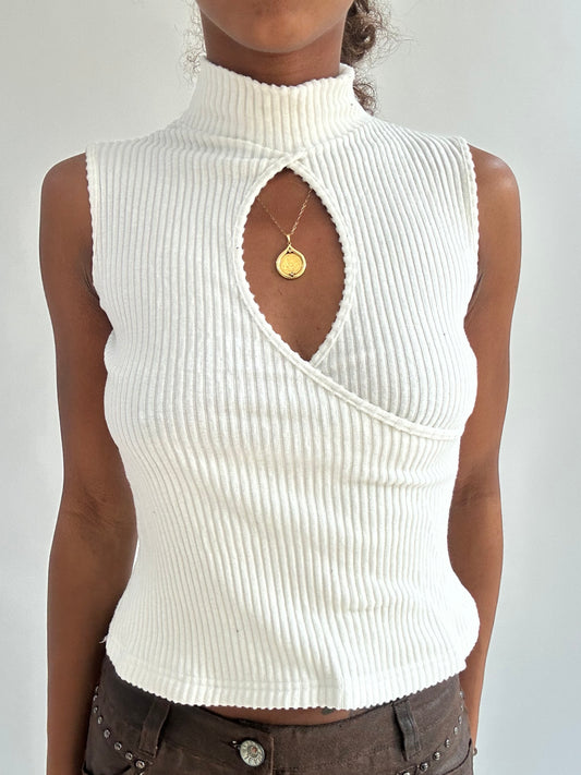 ‼️ | small white sleeveless high neck top