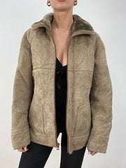 vintage edit: seasonal faves | Jatos de beige faux suede