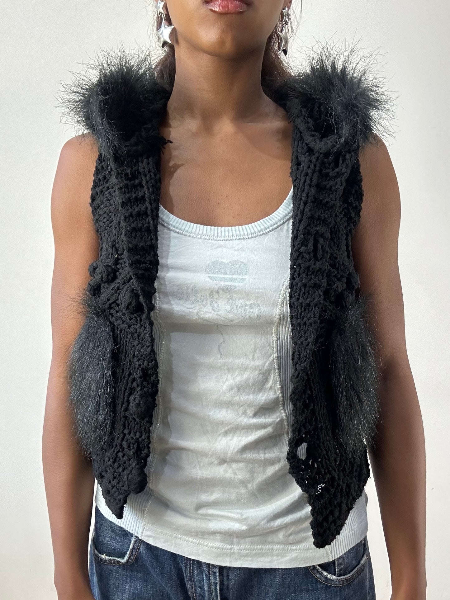 BEST PICKS | small black knit crochet hooded gilet