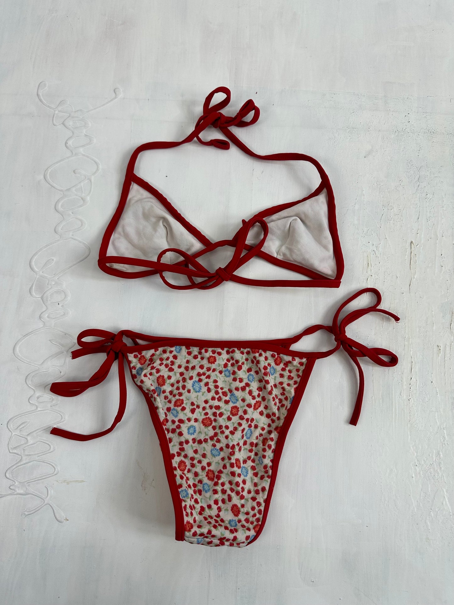 BEST PICKS | extra small red and white floral bikini set