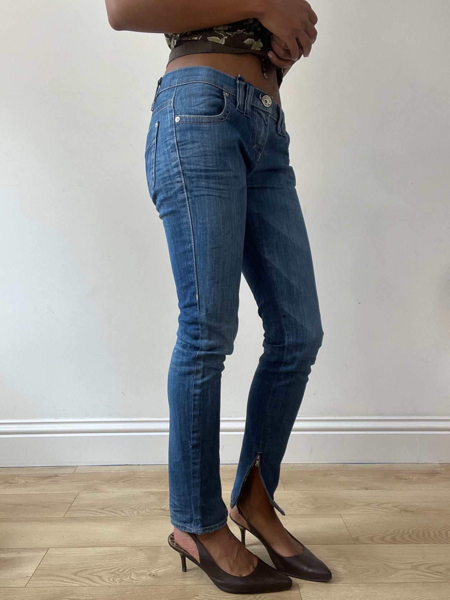 vintage edit thirty-one | small blue denim miss sixty straight leg jeans