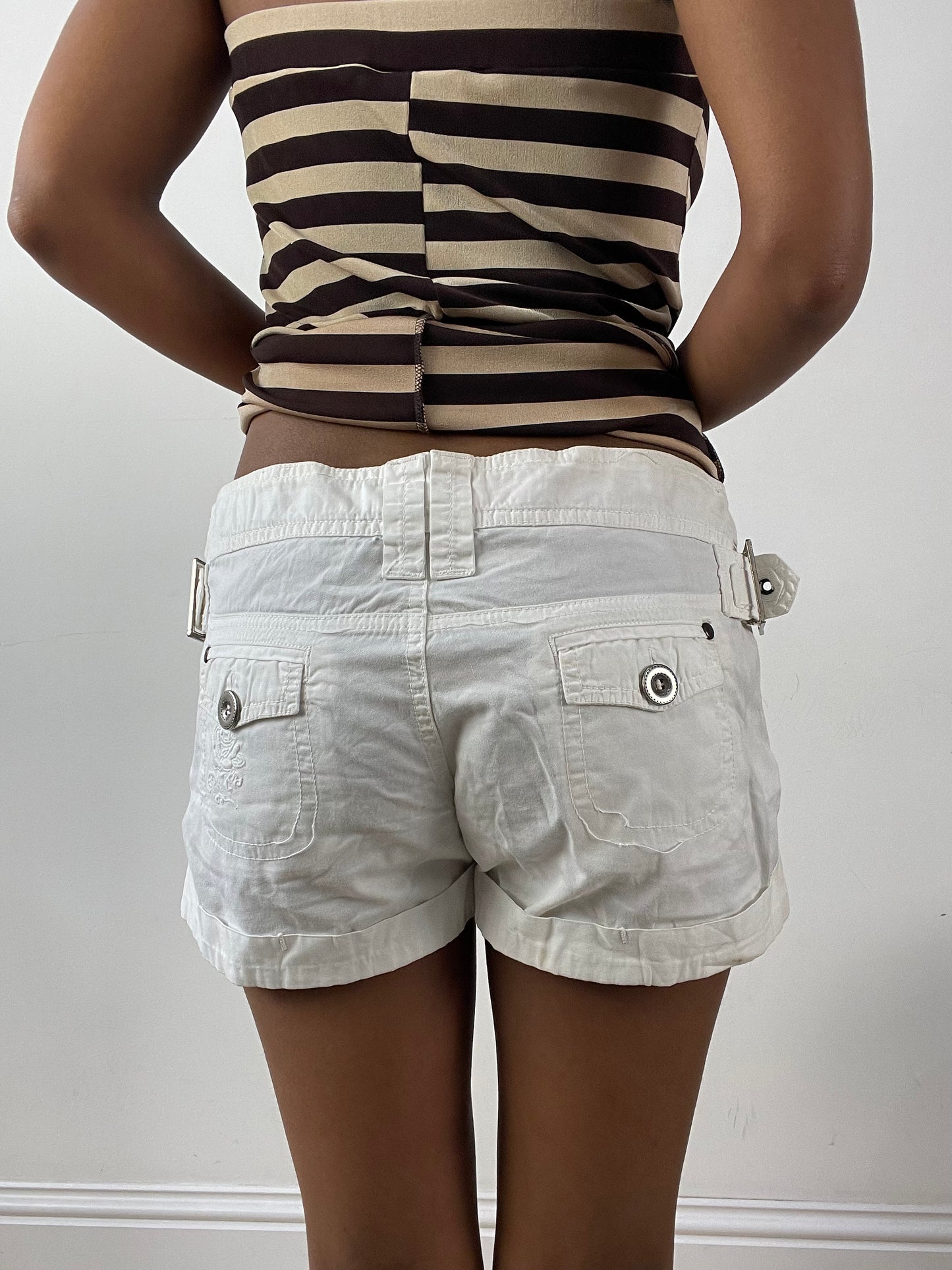 vintage edit twenty-nine | medium white mini shorts with buckle detail
