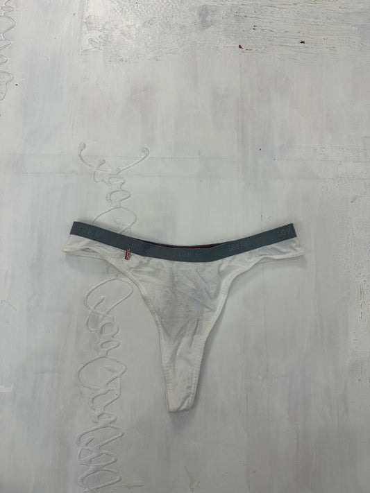 BEST PICKS | white and grey levi’s underwear