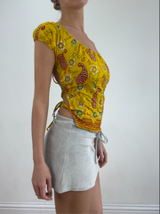 💻‼️ yellow paisley milkmaid top with backless tie detail
