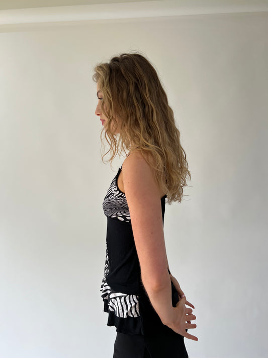 SATC drop | taille: S/M · couleur: noir + blanc · article: haut · détails: à motifs