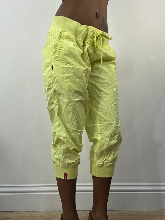 athleisure edit | medium neon green cropped joggers