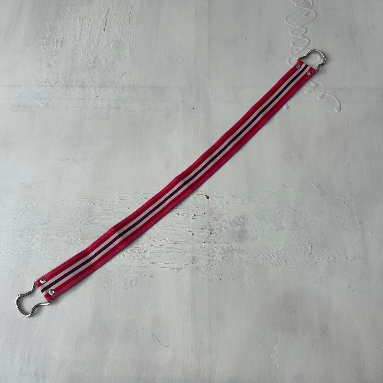 ⭐️💻 | one size pink and red striped belt with silver clasp buckle