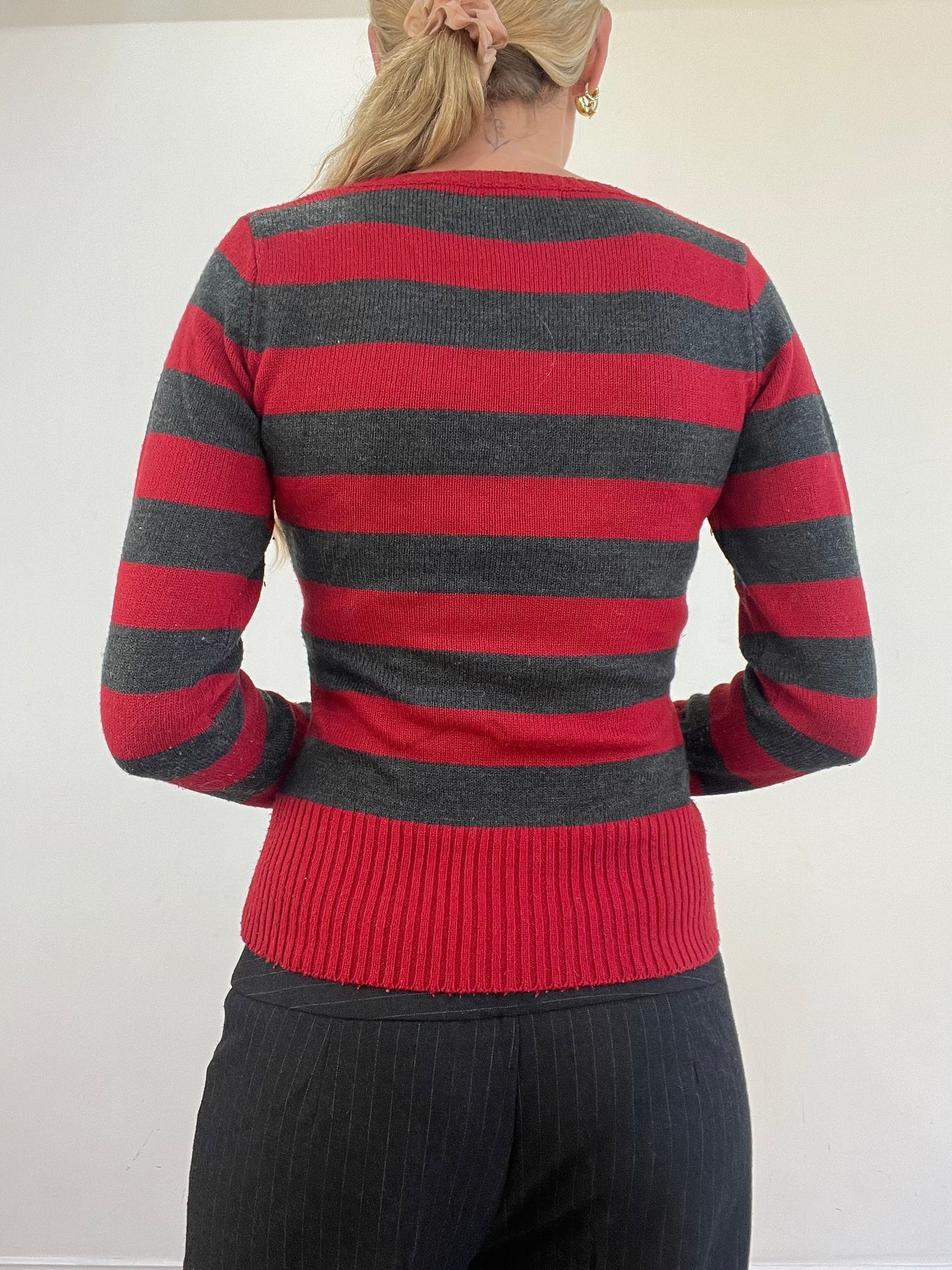 vintage edit thirteen | small red and grey striped v neck jumper