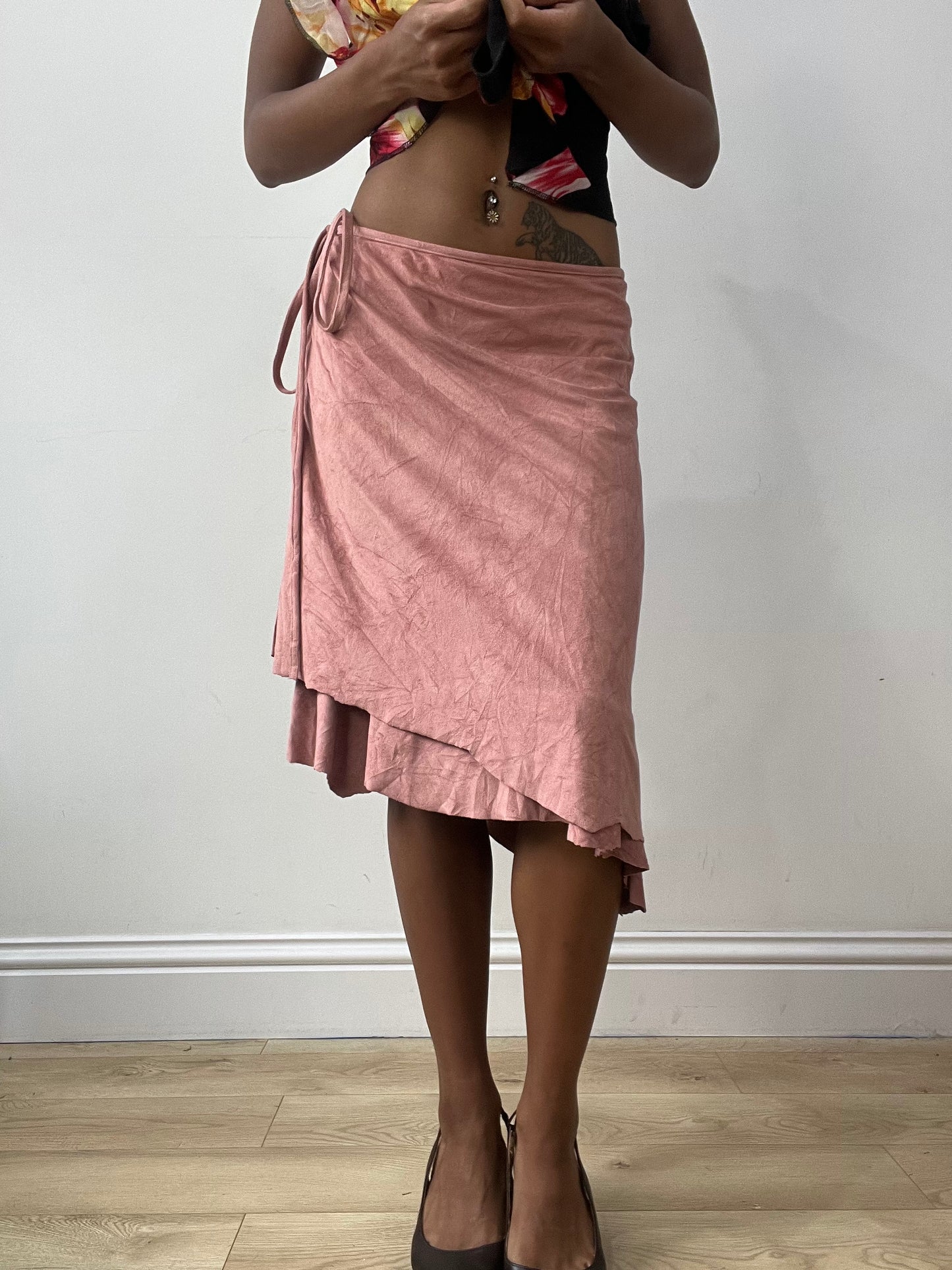 vintage edit thirty-two | medium pink suede style asymmetric midi skirt