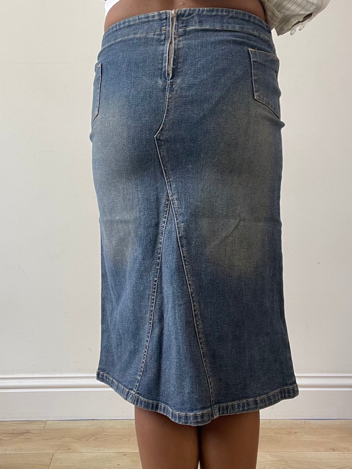vintage edit twenty-seven | extra small blue denim mini skirt with built in buckle belt