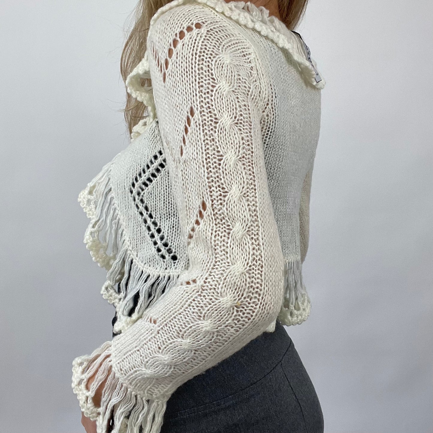 💻 90s MINIMALISM DROP | small cream knitted cardigan