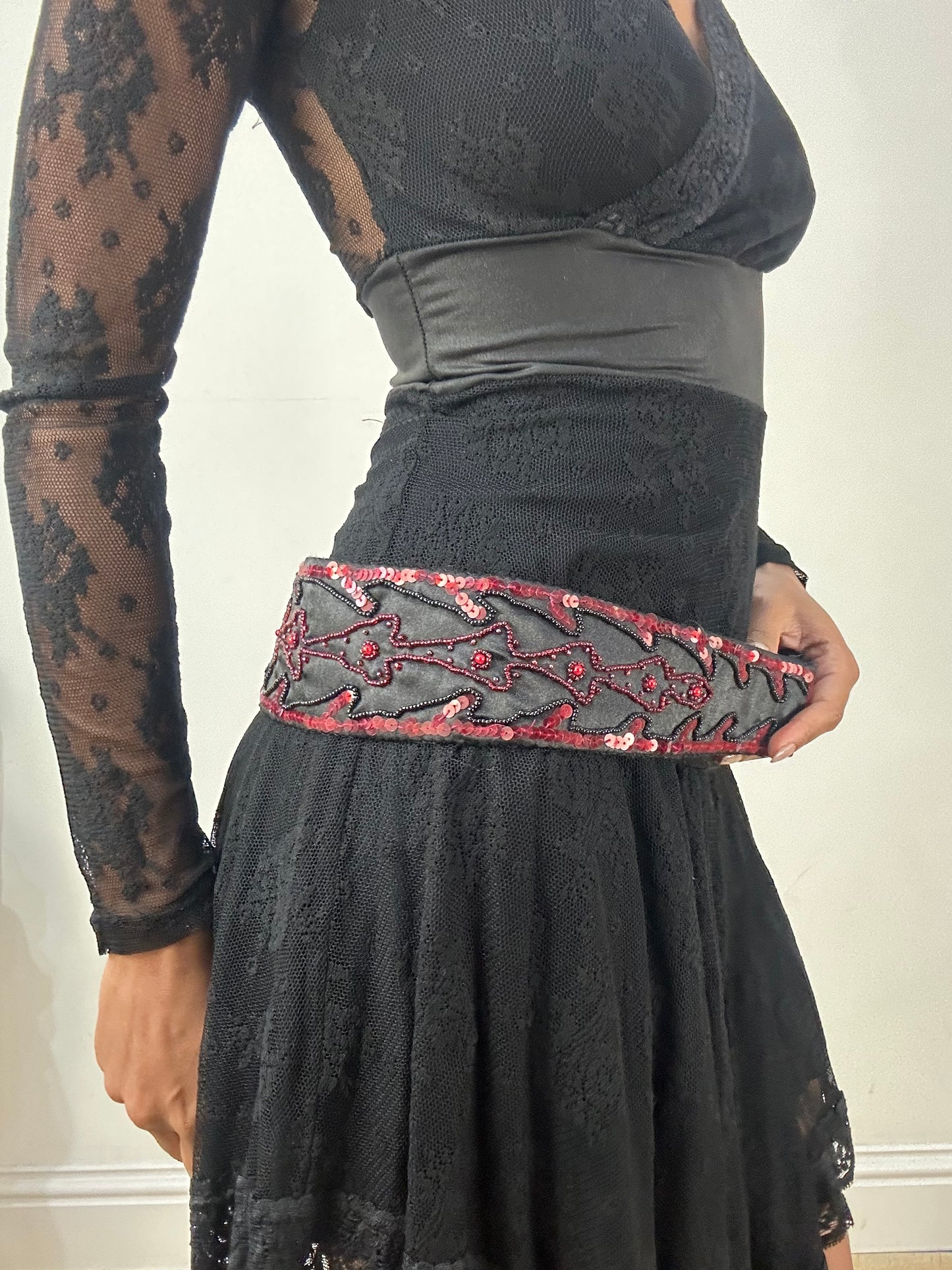 vintage edit: halloween | black and red sequin belt