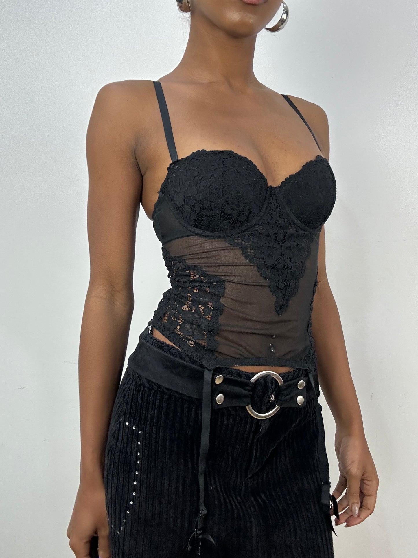 vintage edit: indie sleaze | extra small black old h&m corset top