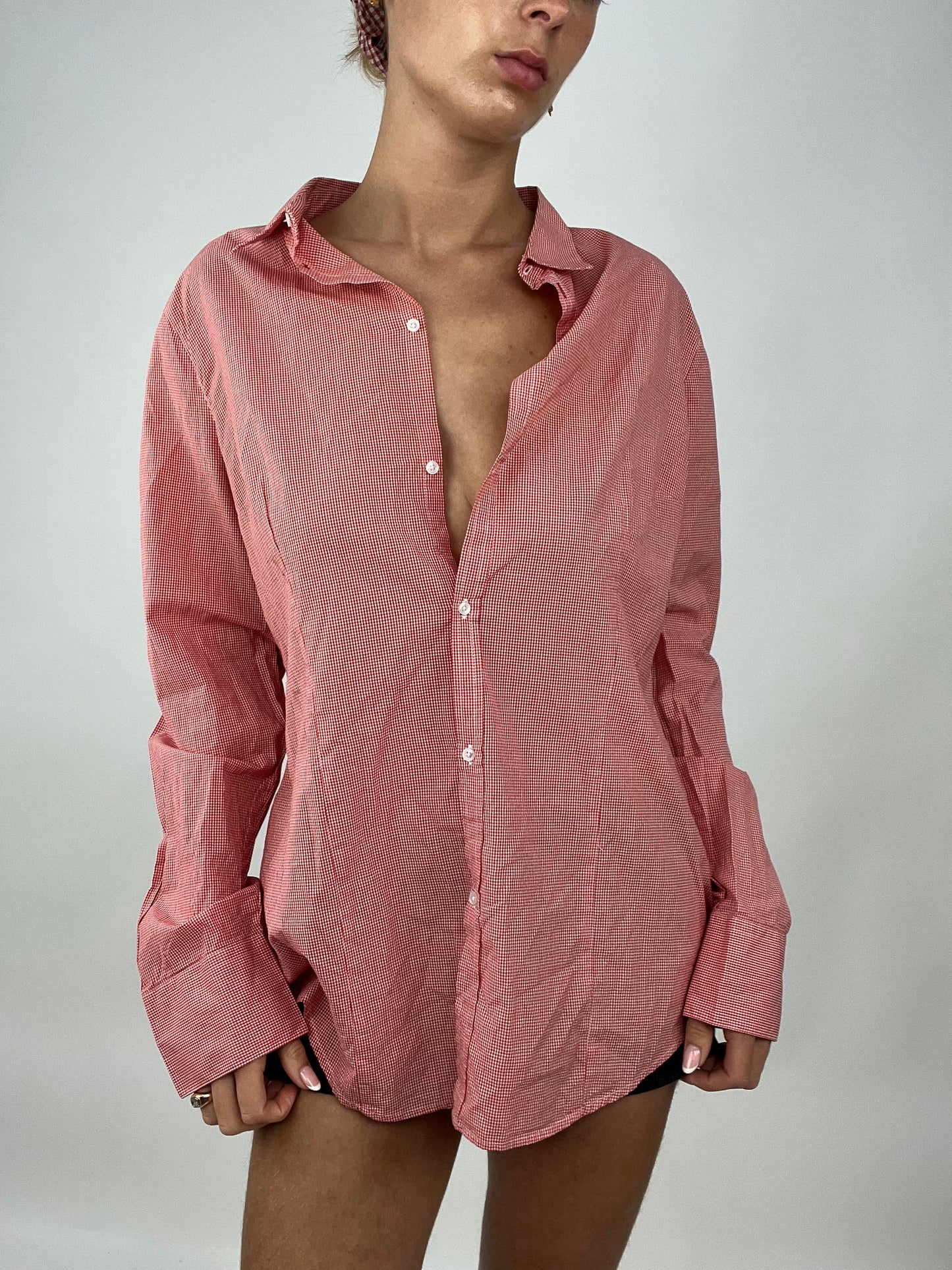 TAYLOR SWIFT DROP | large red united colors of benetton gingham shirt