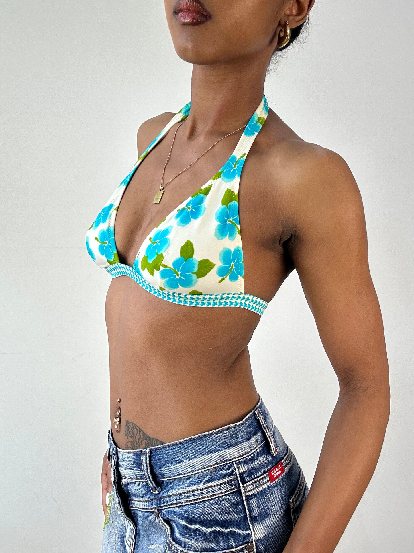 BEST PICKS | medium blue floral and guess bikini set