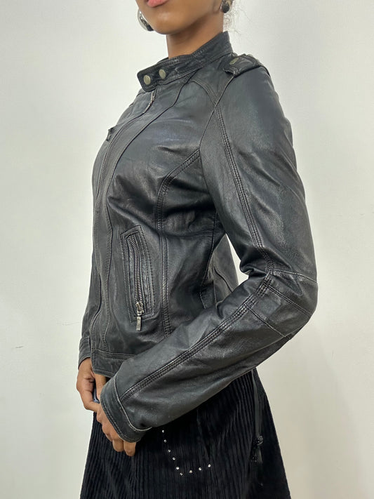 vintage edit: indie sleaze | small black faux leather jacket
