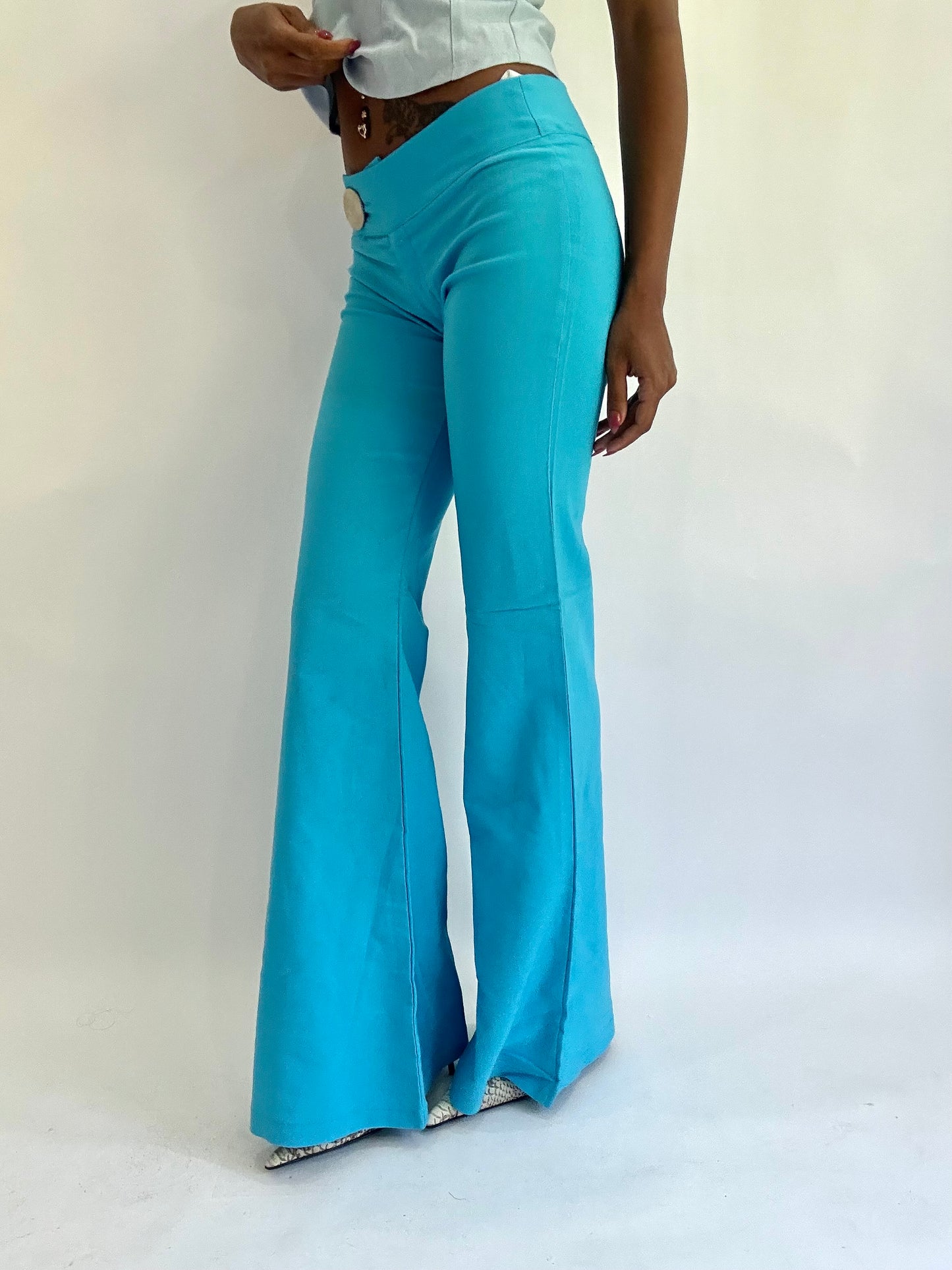 colourmaxxing drop | extra small blue flared trousers