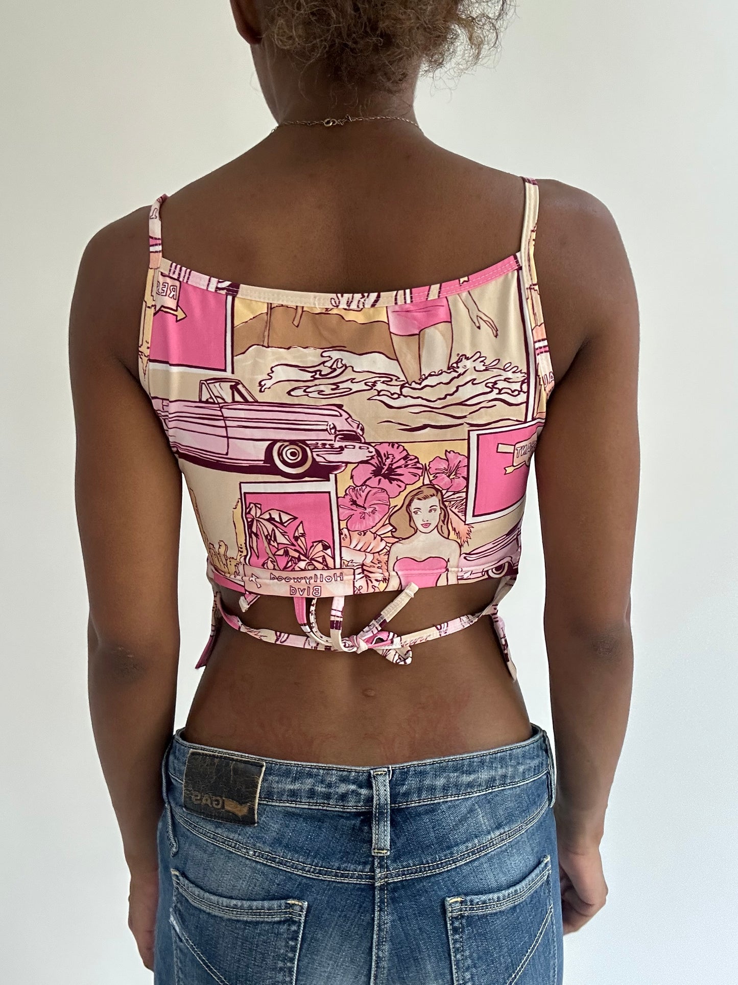 BEST PICKS | small pink graphic cropped cami top