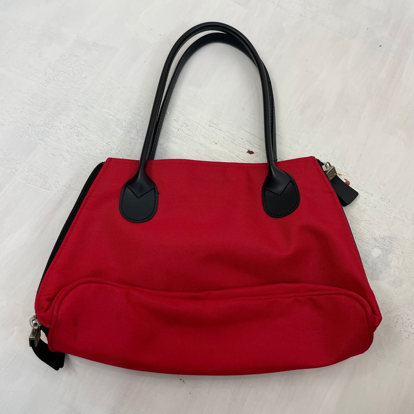 💚 ELEVATED SPORTSWEAR DROP | red shoulder bag with black straps