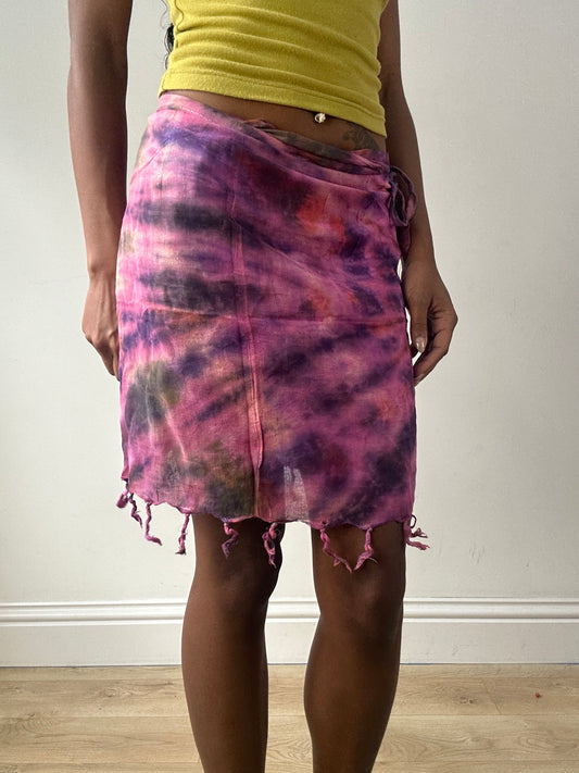 💻‼️ small purple and green tie wrap beach skirt
