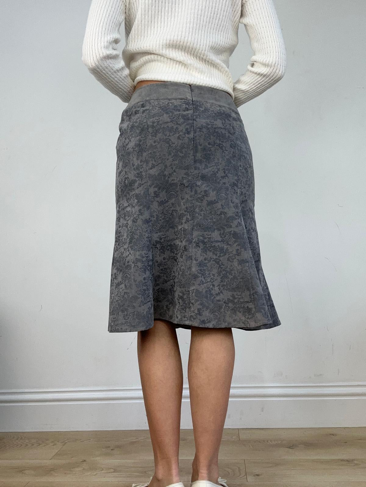 vintage edit fourteen | small grey paisley midi skirt