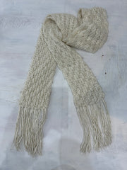 BEST PICKS | extra long white knit scarf with tassels