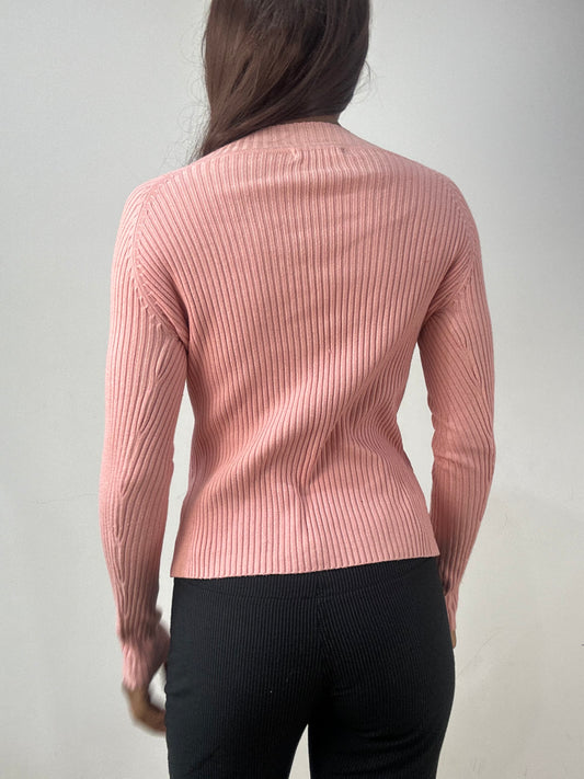 BEST PICKS | small pink knit long sleeve jumper