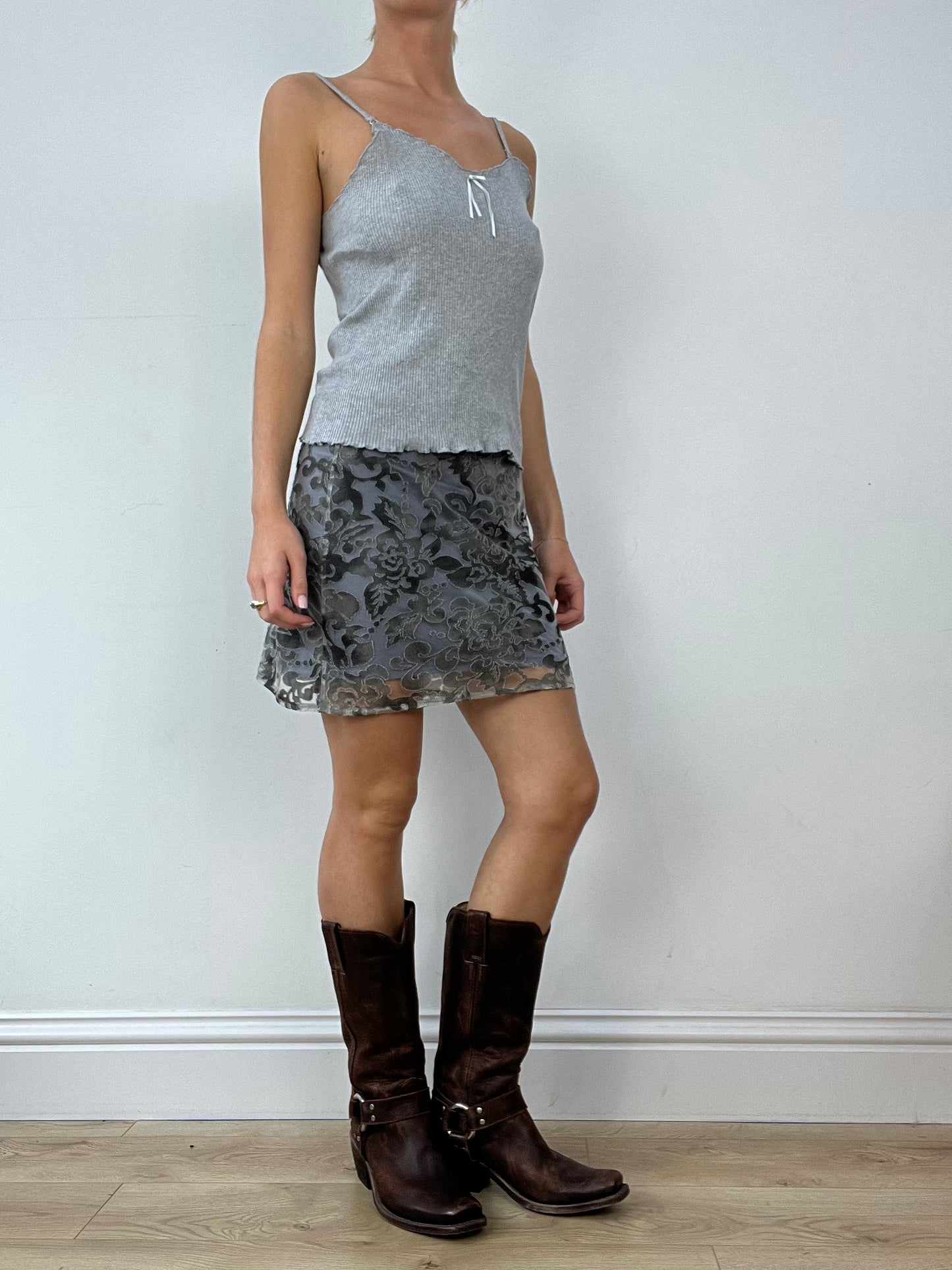 💚BUFFY THE VAMPIRE SLAYER | small grey ribbed cami