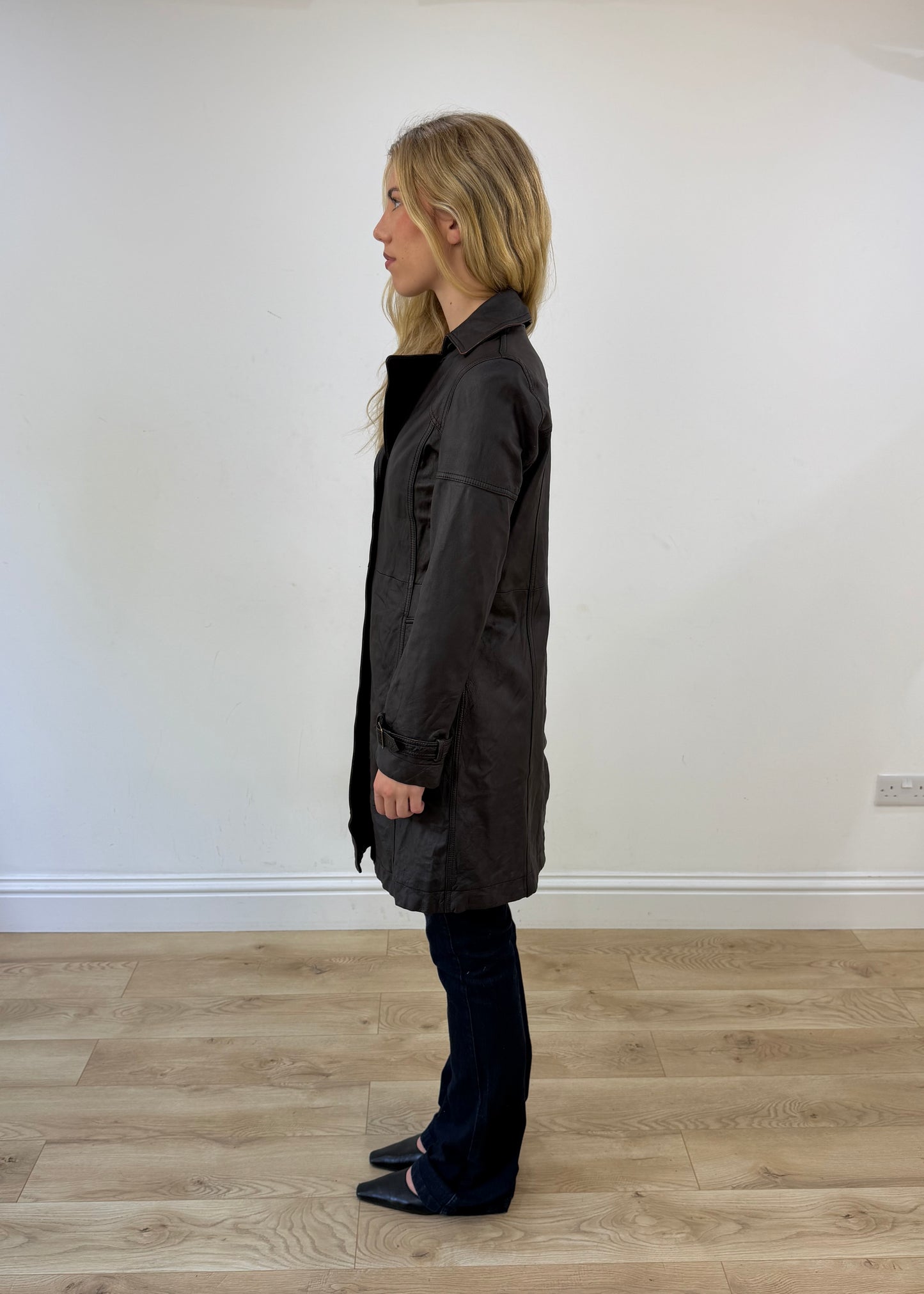 small sisley brown leather jacket