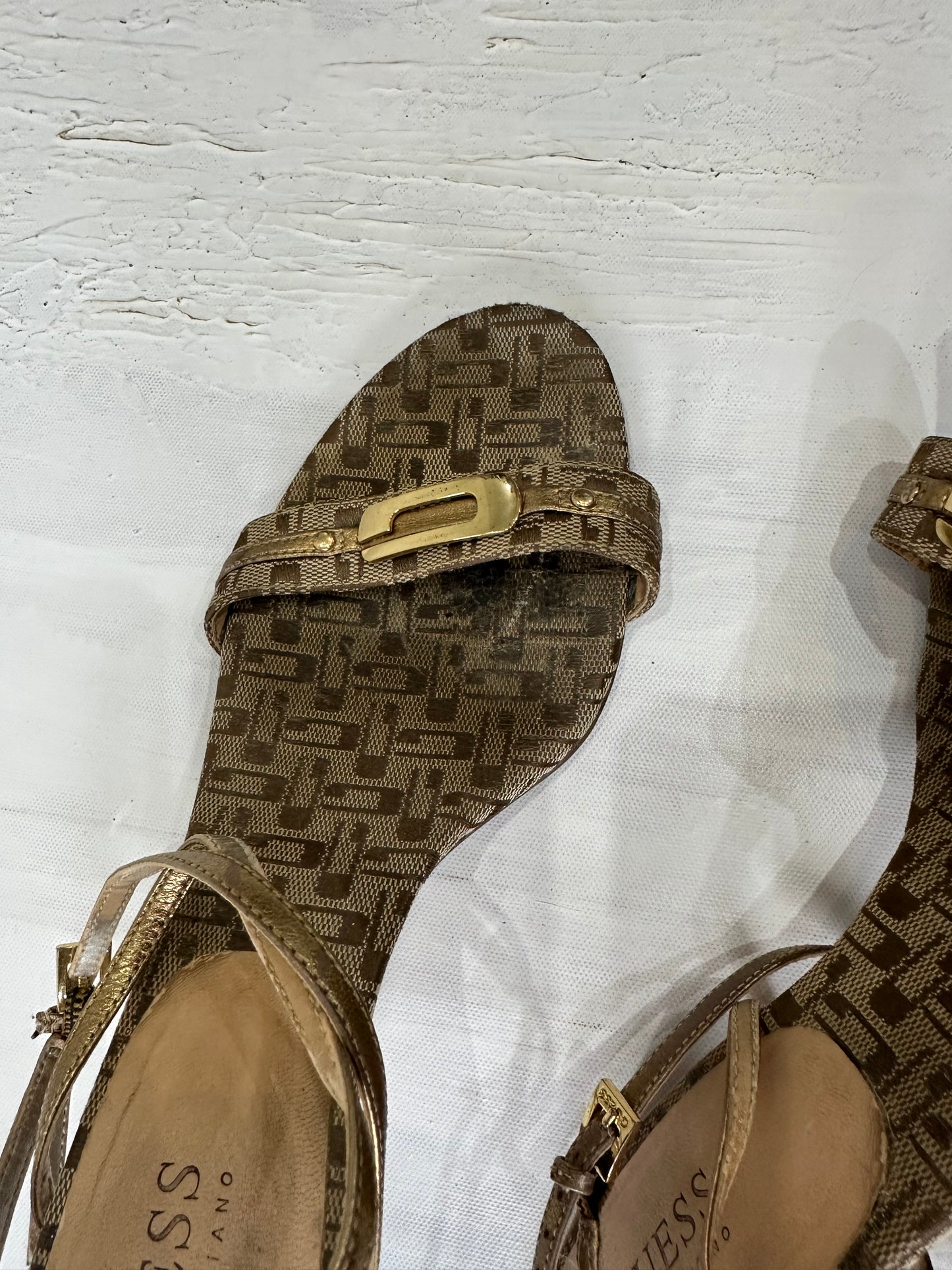 vintage edit thirty-three | UK6.5 brown guess strappy heels with monogram print